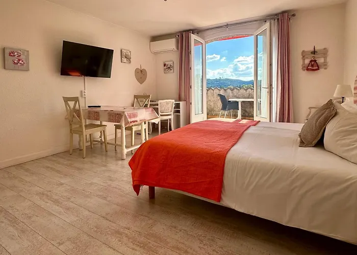 De L'orangerie 3 Etoiles Greoux-les-Bains