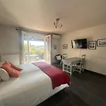 De L'orangerie 3 Etoiles Aparthotel Greoux-les-Bains