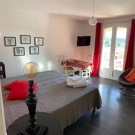 De L'orangerie 3 Etoiles Apart Otel Gréoux-les-Bains