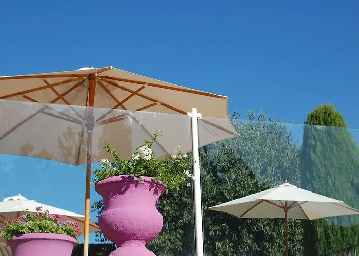 De L'orangerie 3 Etoiles Aparthotel Gréoux-les-Bains