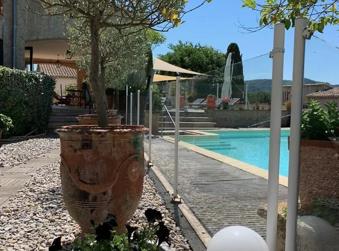 De L'orangerie 3 Etoiles Aparthotel