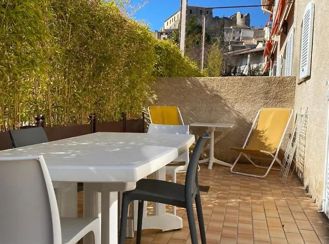 De L'orangerie 3 Etoiles Aparthotel 4*