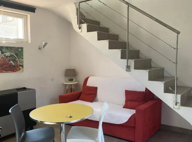 Aparthotel De L'orangerie 3 Etoiles Greoux-les-Bains